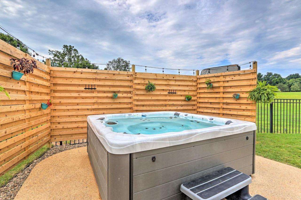 Charles Town Home With Private Pool And Hot Tub Exterior photo